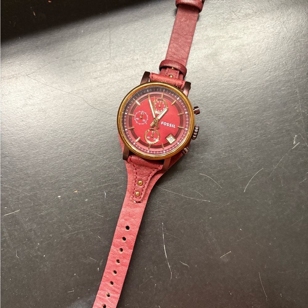 Fossil Purple Leather Strap Watch